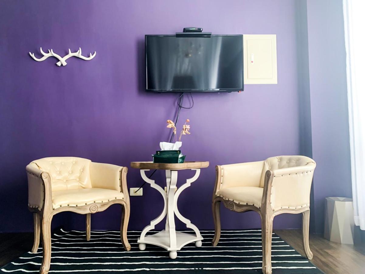 Light Luxury Apartment Apartment T'ai-tung Exteriör bild