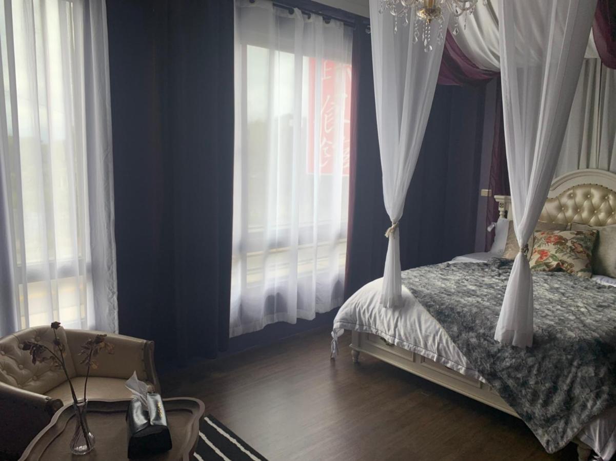 Light Luxury Apartment Apartment T'ai-tung Exteriör bild